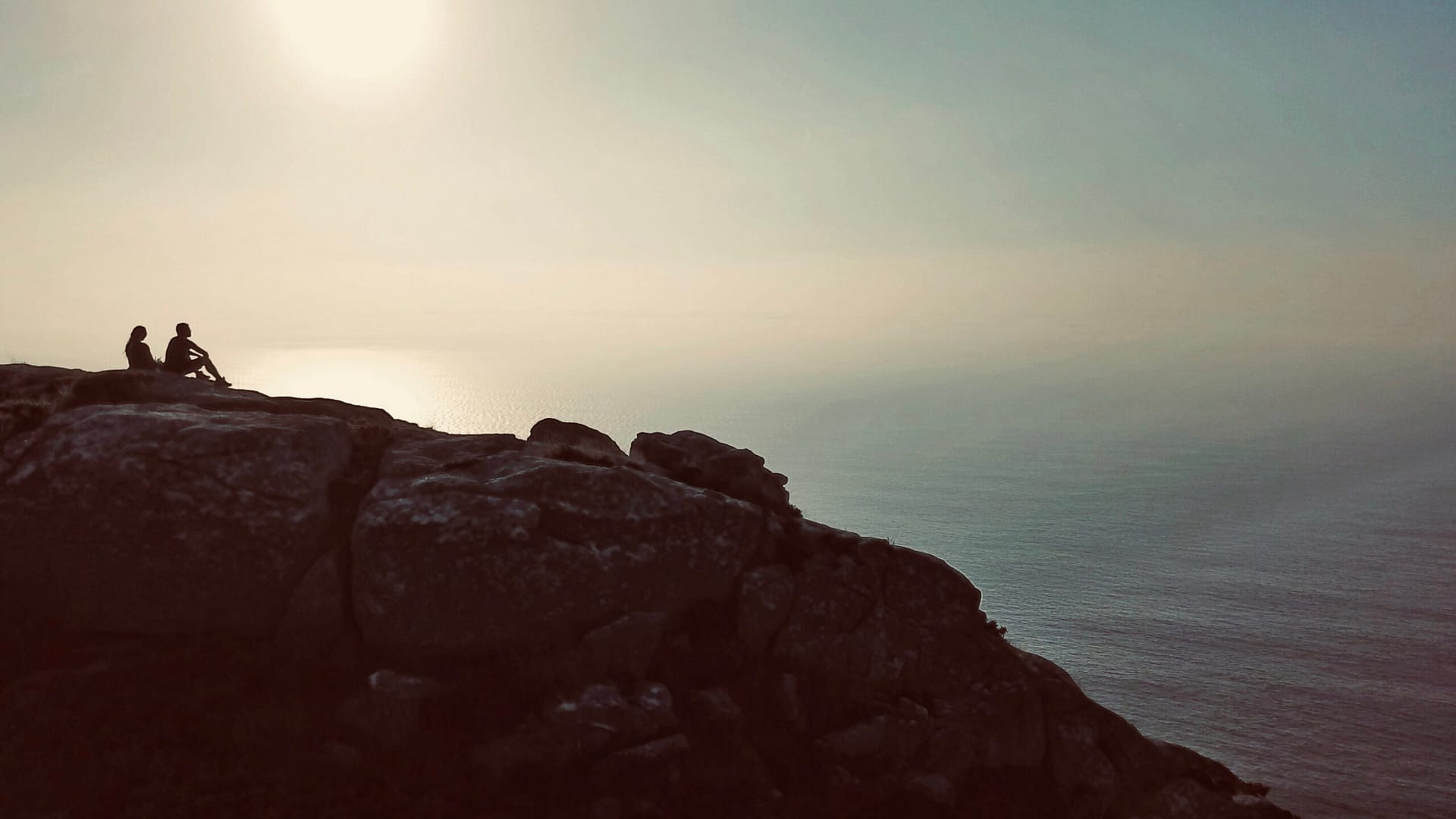 Pôr do sol nas pedras sagras, Cabo Finisterra